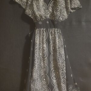 Black & White Circle-Print Maxi Dress with Waist Tie